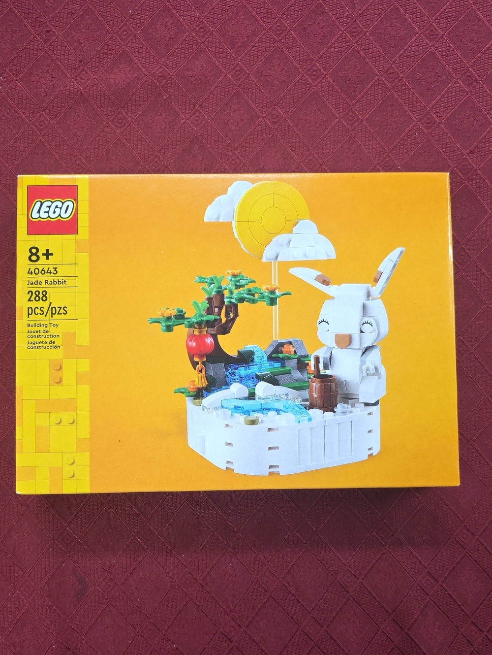 LEGO White Jade Rabbit Building Set with Yellow Sun and Green Tree